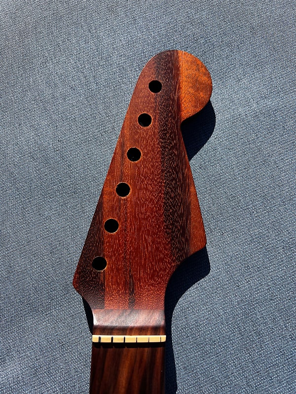 【美品】WARMOTH LIC BY FENDER 10-16 ワーモス ネック 美品】WARMOTH LIC BY FENDER 10-16 ワーモス ネック