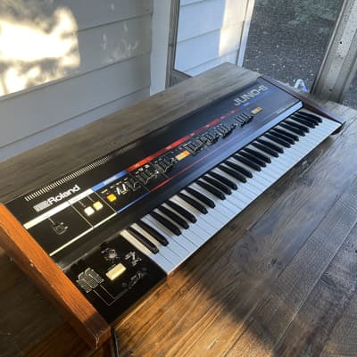 Roland Juno-6 61-Key Polyphonic Synthesizer 1982 - 1984 - Black