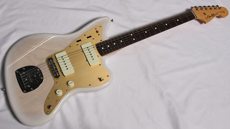 Fender 2024 heritage jazzmaster