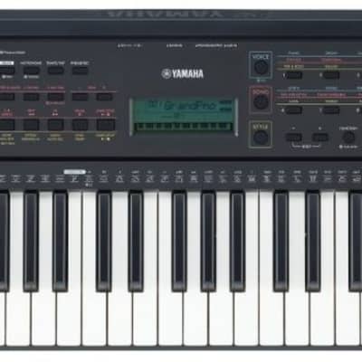 Yamaha PSR E273 Digital Keyboard
