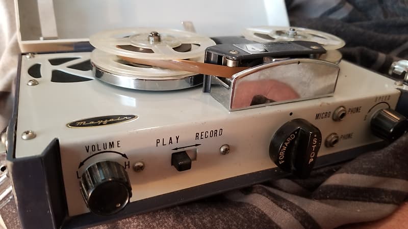 Mayfair Portable Reel To Reel Tape Recorder TR-1963 1960s White And Blue.  With One Reel