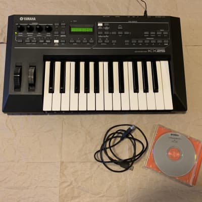 Yamaha KX25 Midi usb Controller Studio Controller VGC with