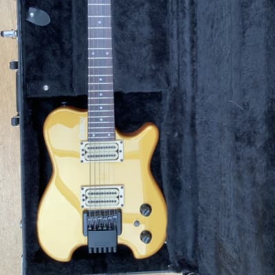 Carvin HH2 Gold Top image 1