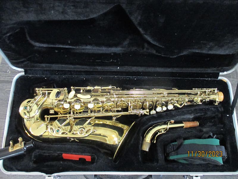 Venus brand Alto Saxophone Reverb