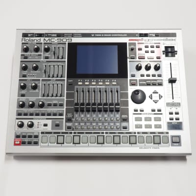 Roland MC-909 image 1