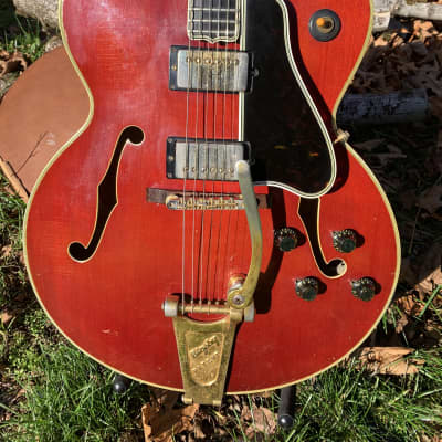 Vintage 1960 Gibson Byrdland image 2
