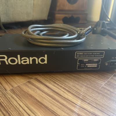 Roland Roland MD-8 MIDI - DCB Interface (Jupiter 8, Juno-60) | Reverb