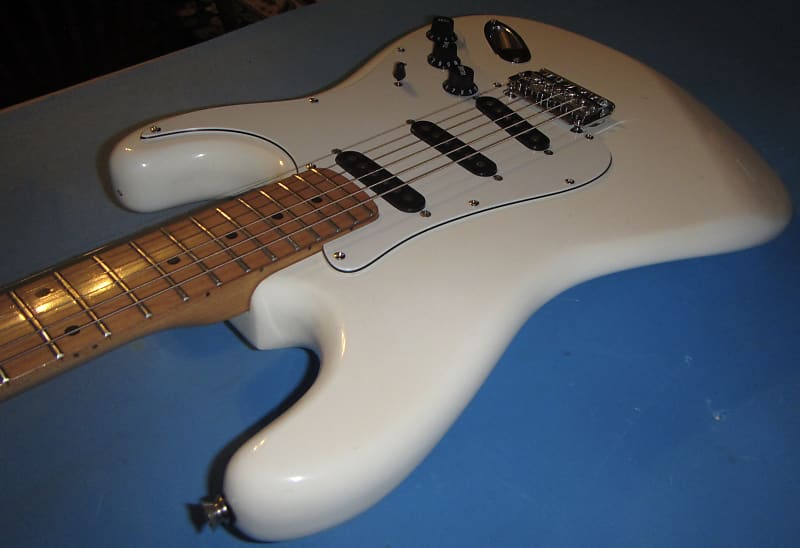 Kramer AERO Star ZX30 1980's Glossy White / Cream | Reverb