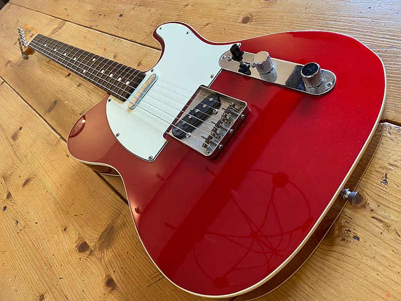 Fender テレキャスター TX62BTX キャンディアップルレッド美品エレキ