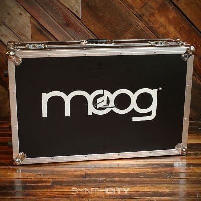 Moog Minimoog Model D Reissue w/ Moog ATA Roadcase image 5