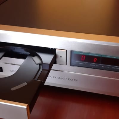 Accuphase DP 70 CD Player image 5