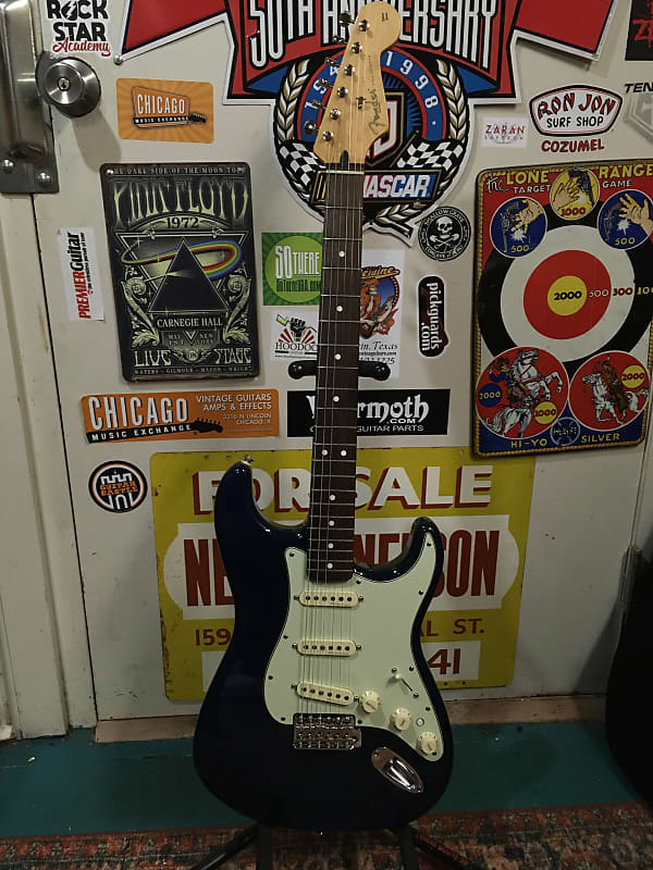 Fender Stratocaster Deluxe series 07 - Ash Body Translucent Blue image 1