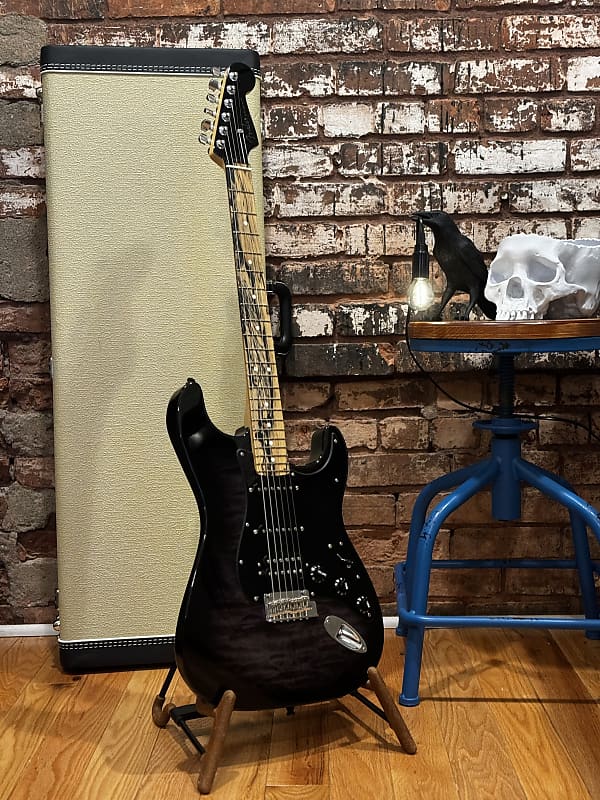 Fender American Stratocaster Limited Edition Quilted Maple Top Pale Moon Ebony 2019 - Transparent Black Burst image 1