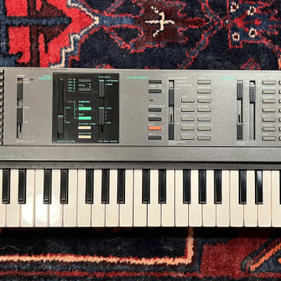 Yamaha VSS-100 - Grey Metallic