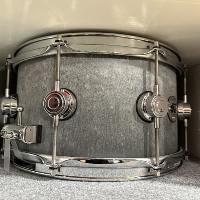 DW Collector's Series Concrete 13”x7" Snare Drum image 8