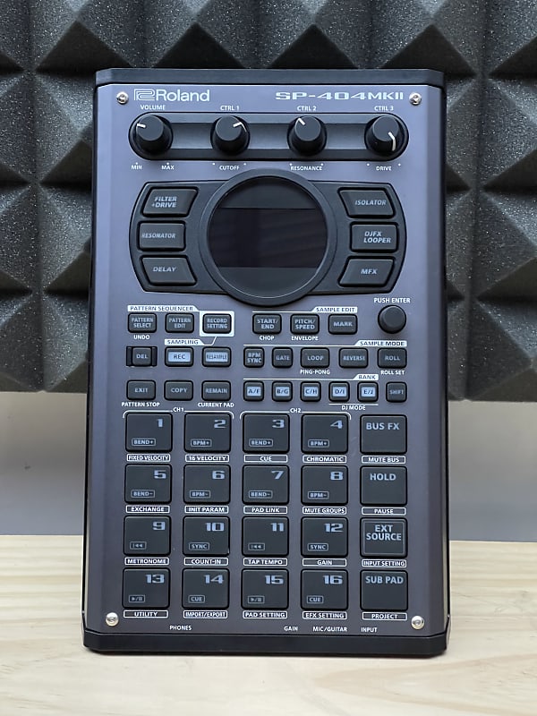 Roland SP404 MKII Reverb
