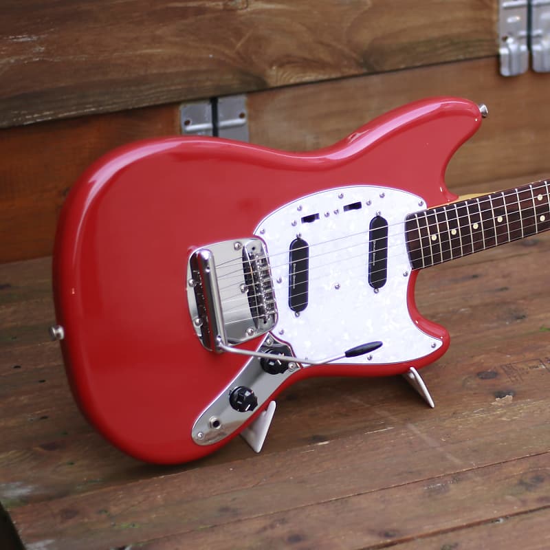 Squier Vintage Modified Mustang - Fiesta Red | Reverb Canada