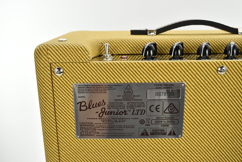 Fender Blues Junior Lacquered Tweed LTD C12N