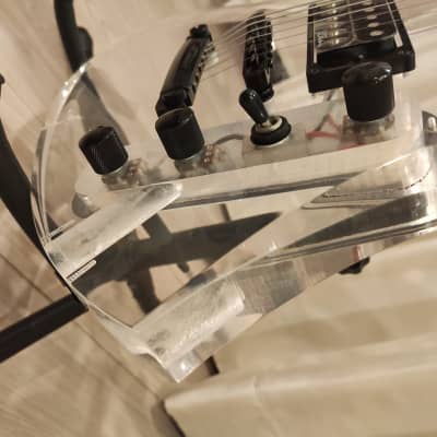 B.C. Rich SE Limited Edition Acrylic Mockingbird Ice 2016