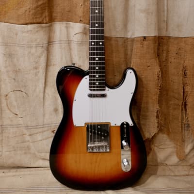 Fender Telecaster 62 Custom Reissue w/ Factory Bigsby MIJ JD Fender Telecaster 62 Custom Reissue w/ Factory Bigsby MIJ JD