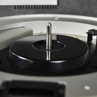 Victor JL-B61R / TT-61 Direct Drive Turntable in Excellent Condition image 11