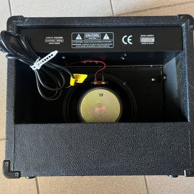Stagg CA 20R 2-Channel 20-Watt 1x8" Solid State Guitar Combo - Reverb/Overdrive - black - 1990s image 3