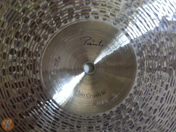 Paiste 16" Signature Traditionals Thin Crash Cymbal image 4