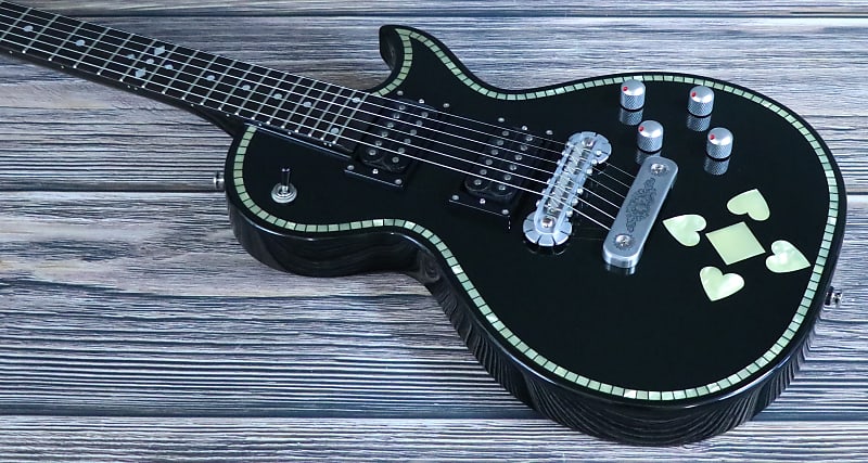 Zemaitis C24SU BLACK PEARL Heart Electric Guitar With Deluxe Zemaitis Gigbag