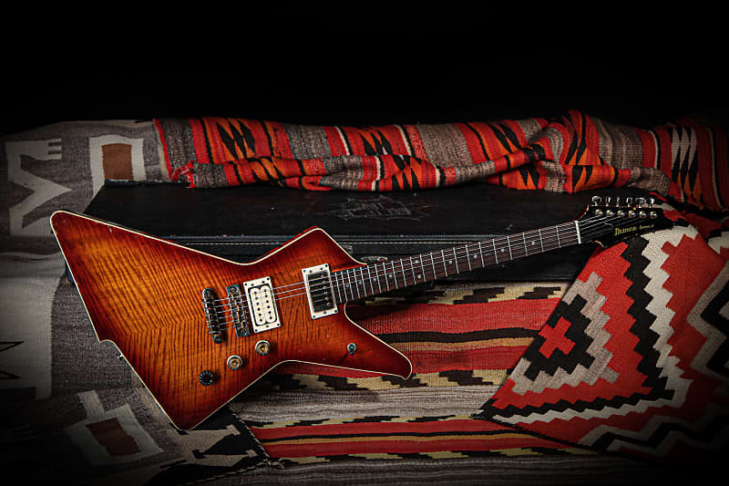 ギター Ibanez destroyer ll 1981 iron maiden Ibanez Destroyer II 1981 Iron Maiden Hammersmith Live
