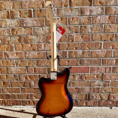 Fender Player Jazzmaster Pau Ferro Fingerboard 3-Color Sunburst image 6