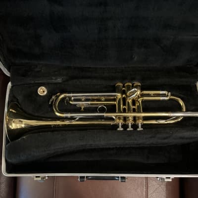Buescher Aristocrat Bb trumpet (1970) SN 555376 image 1