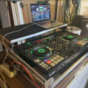 Roland DJ 808 controller  WITH odyssey flight case !