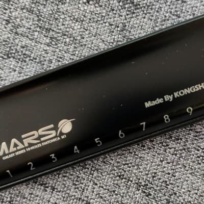 Kongsheng Mars with Aluminum Comb 10 Hole Diatonic Harmonica Black Comb + Black Covers Key of Low F image 3