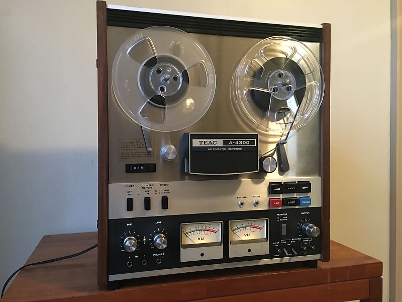 Vintage Teac A-4300 1/2 Track Stereo 1/4