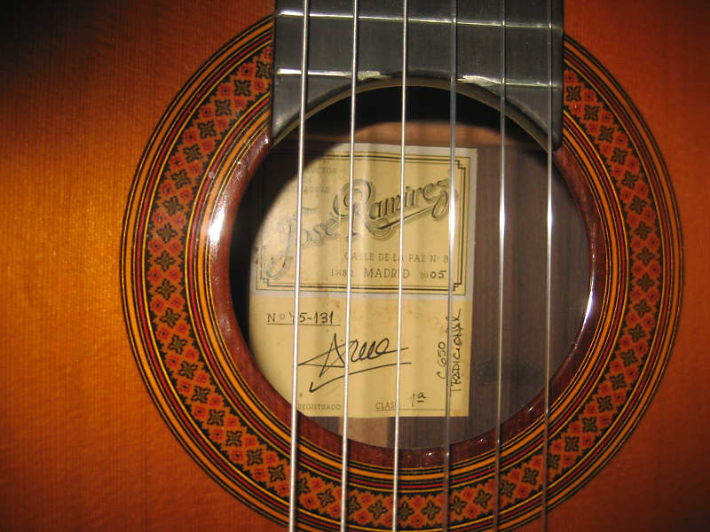 Jose Ramirez  1 A classical guitar 1 A Traditional  2005 650 mm image 1
