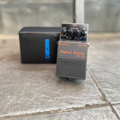 Boss MT-2 Metal Zone Distortion Pedal for sale