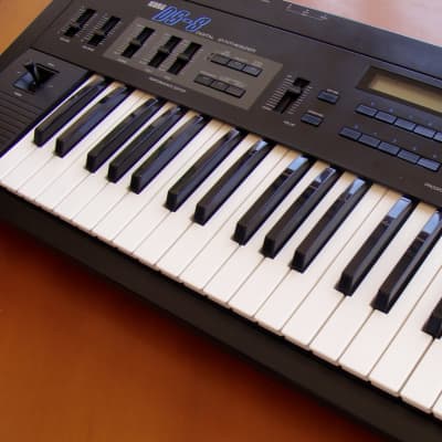 Korg Ds-8 FM Synthesizer 61 keys image 5