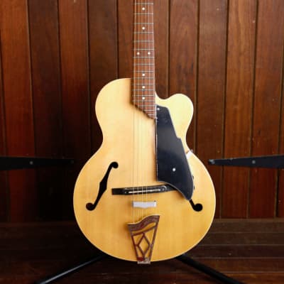 Vox Giulietta VGA-3PS Natural Archtop Electric Guitar image 2