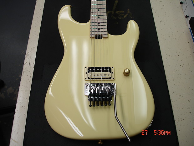 Charvel deals vintage white