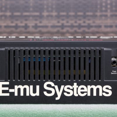 E-MU Systems Emax II 61-Key 16-Voice Sampler Workstation 1989 - Black