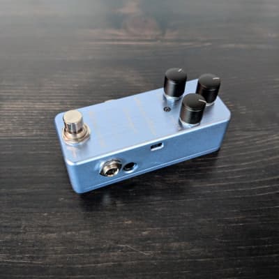 One Control Sonic Blue Twanger