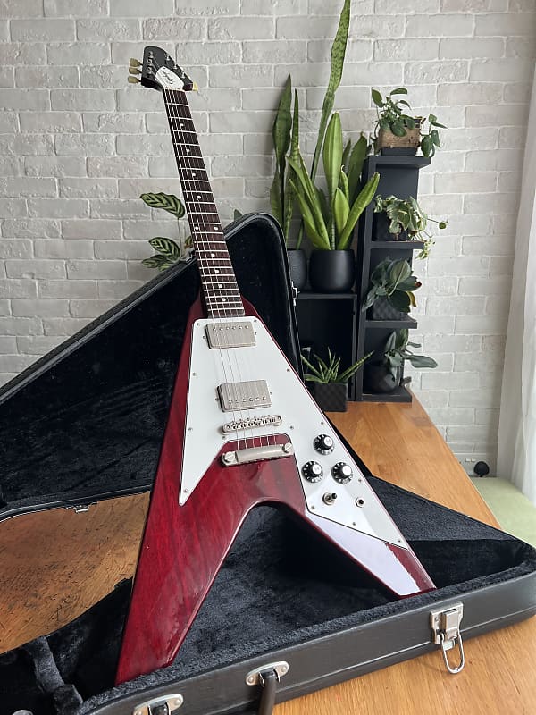 Epiphone Japan Flying V 2000 Cherry