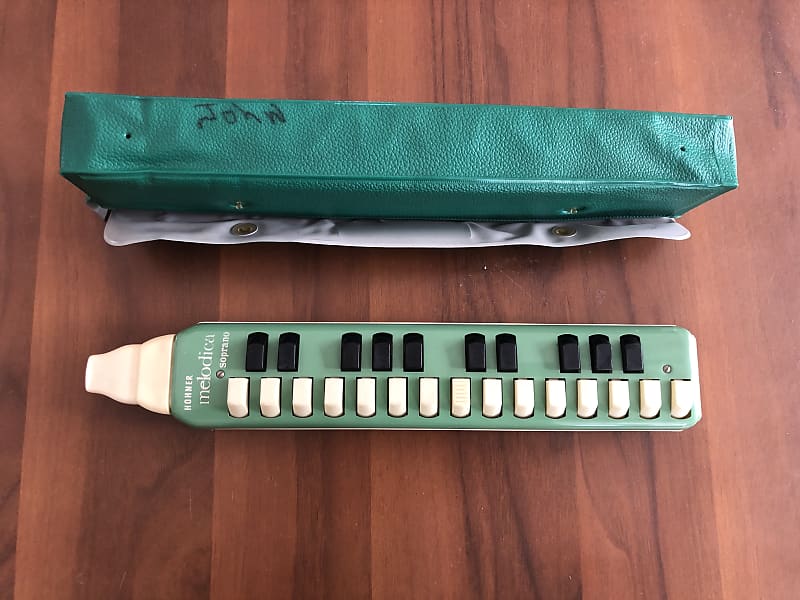Hohner Soprano Melodica 1960s Green/Cream Reverb