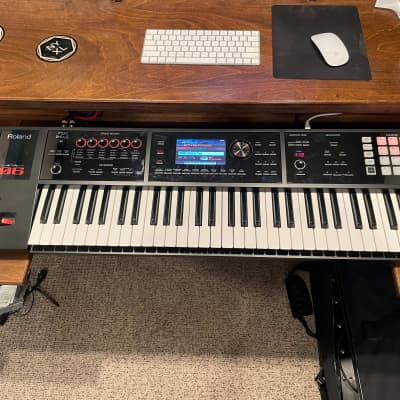 Roland FA-06SC | Reverb