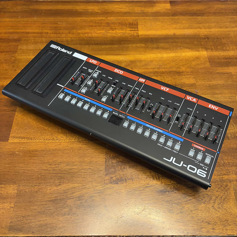 Roland JU-06 Boutique Series Synthesizer Module with K-25m