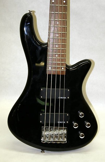 Schecter Diamond Deluxe 5 String Bass black