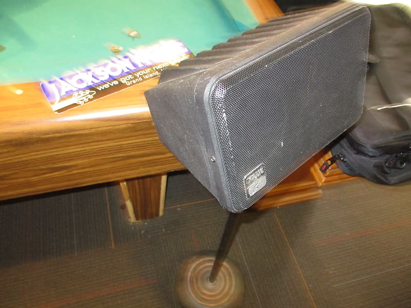 Peavey Impulse ll Mic Stand Monitor And Stand Reverb