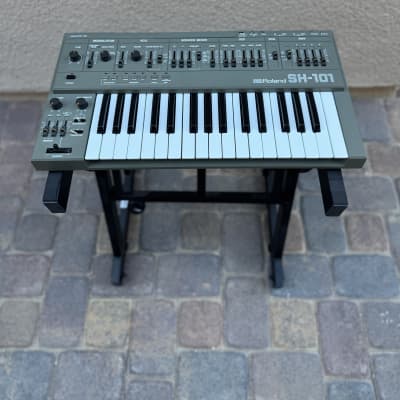 Roland SH-101 Monophonic Analog Synthesizer: Serviced