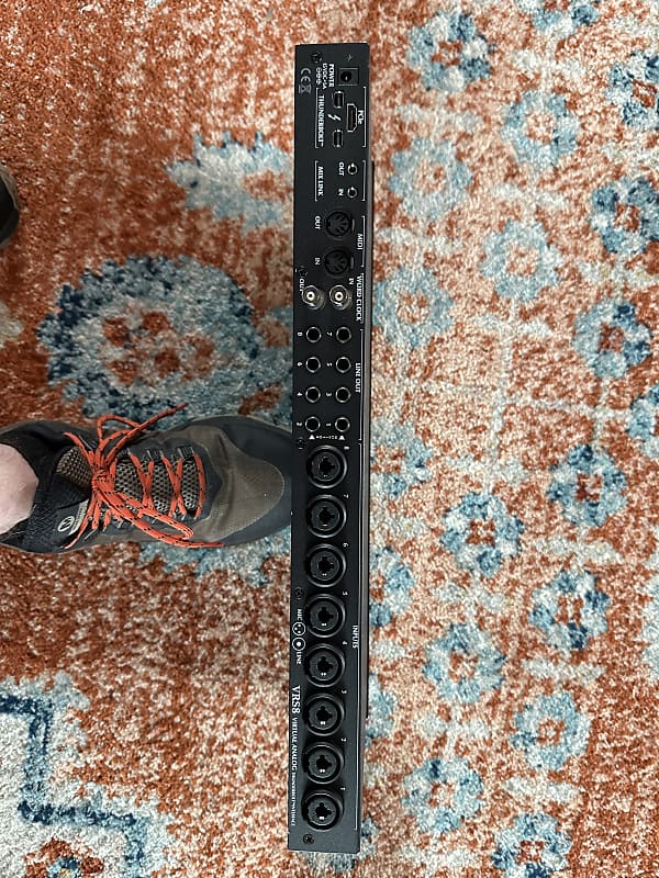 Slate Digital VRS8 2010s Black. Reverb Canada