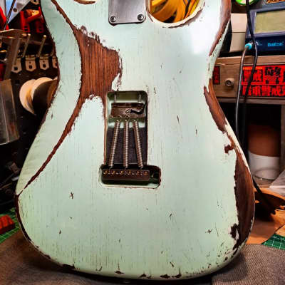 Relic'd Left handed Stratocaster - Surf Green Relic image 4